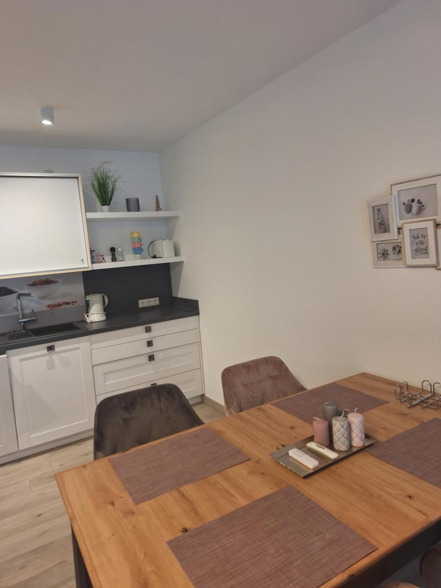 Annies Deichliebe Apartment Krummhoern